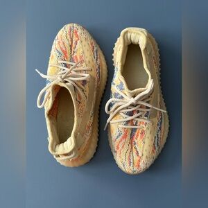 Comfy Unique Sneakers